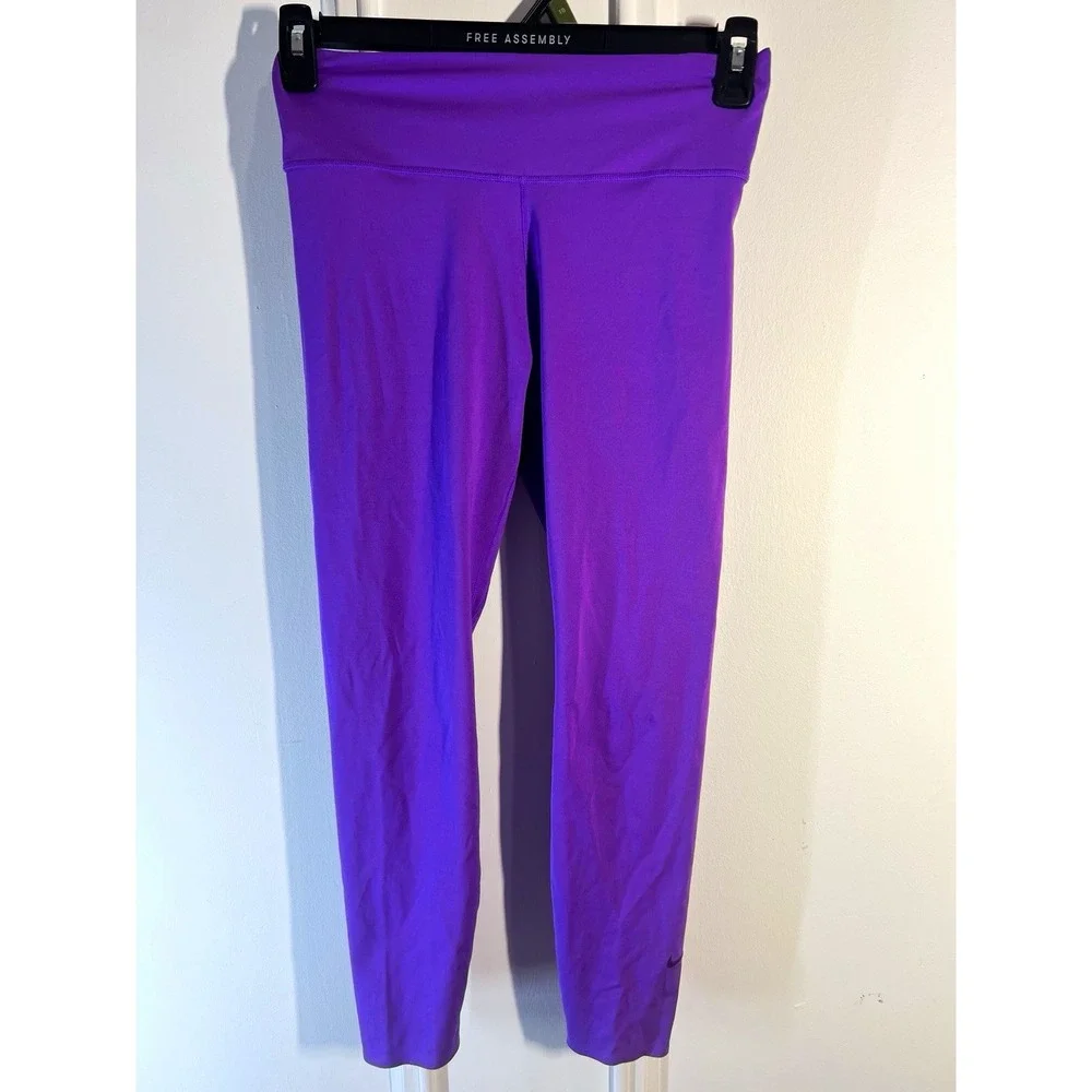 Nike One Luxe Leggings Womens Medium Purple Wild Berry BQ9994-528 Dri-FIT 7/8